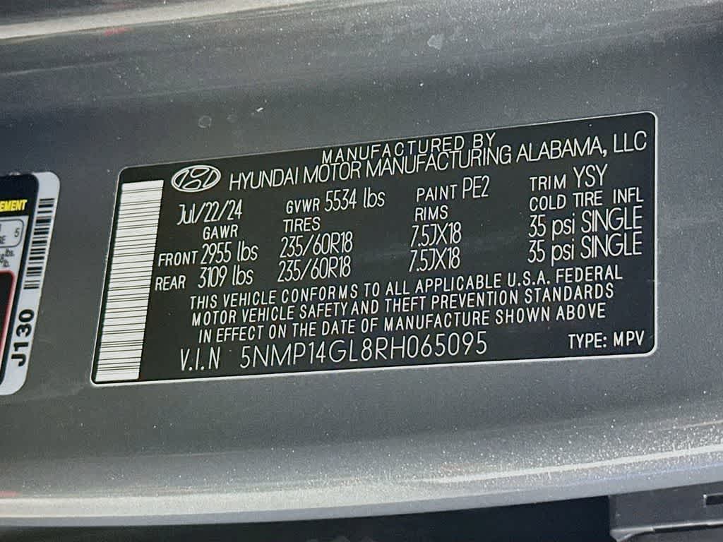 Hyundai Santa Fe SE 2024