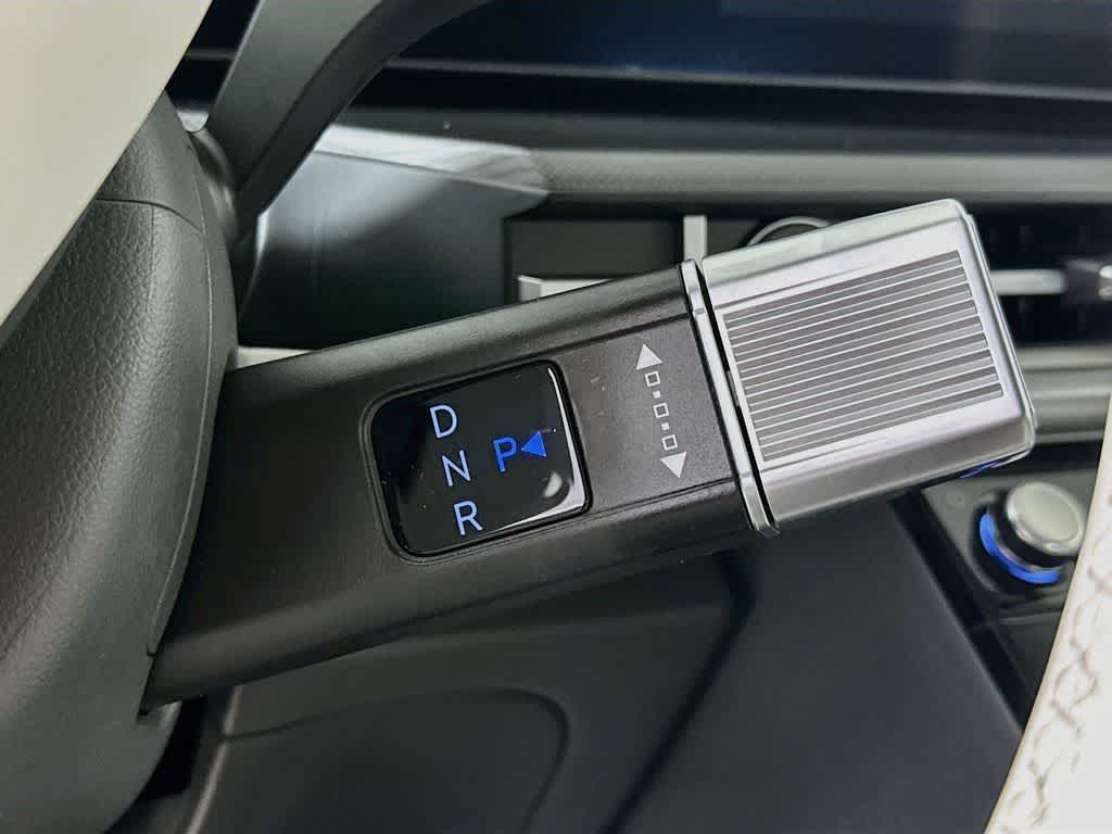 Hyundai Santa Fe SE 2026