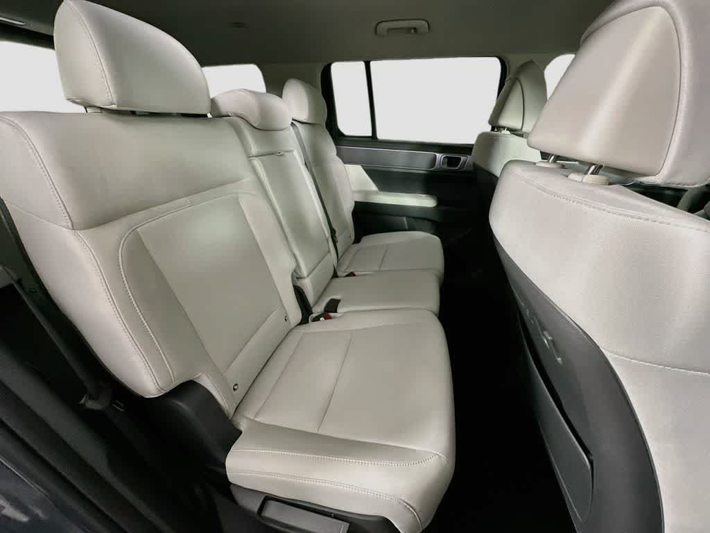 Hyundai Santa Fe SE 2026