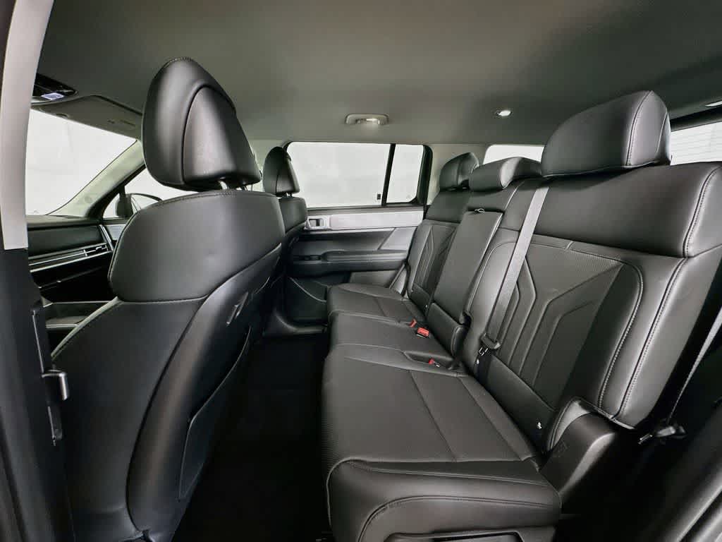 Hyundai Santa Fe SEL 2025