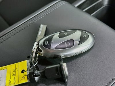 Hyundai Santa Fe SEL 2025