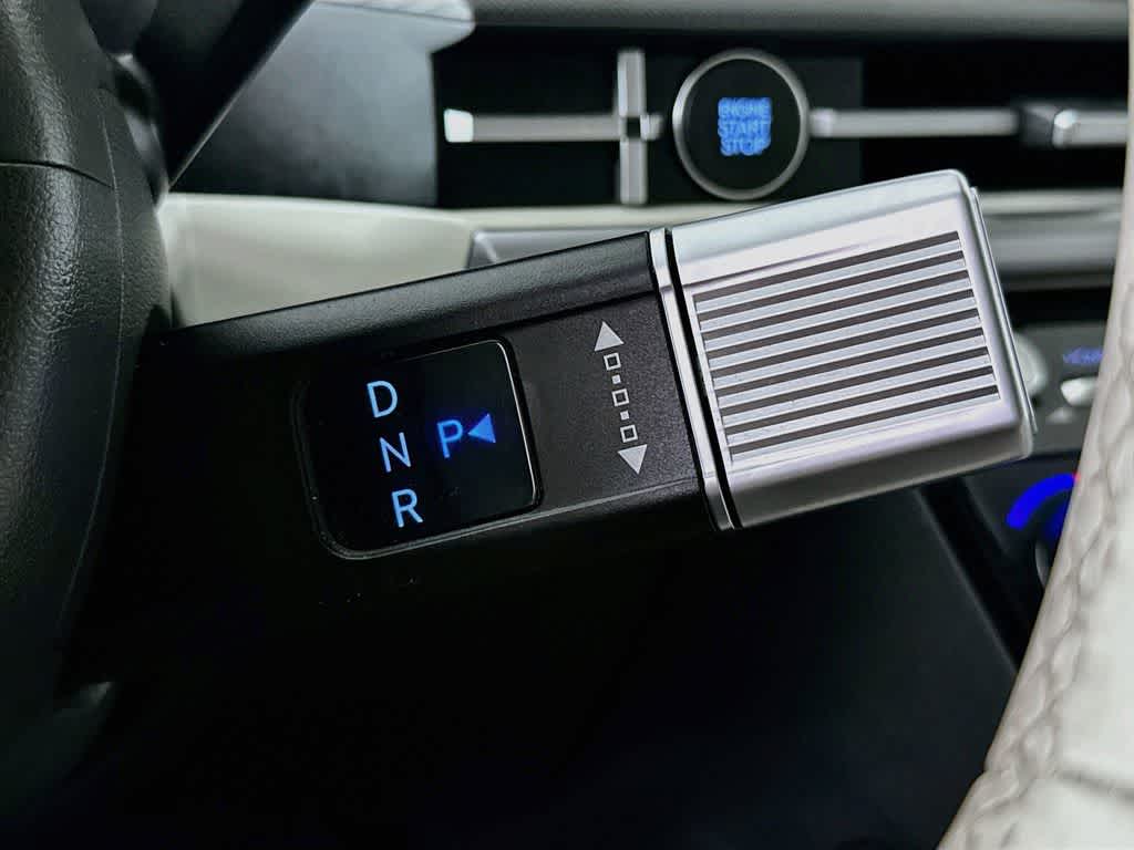 Hyundai Santa Fe SEL 2025