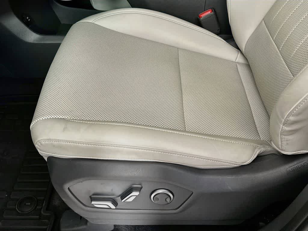Hyundai Santa Fe SEL 2025