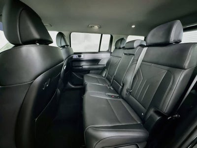 Hyundai Santa Fe SEL 2025