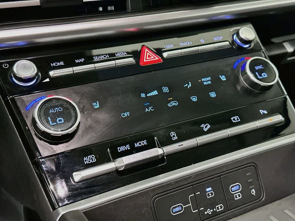 Hyundai Santa Fe SEL 2025