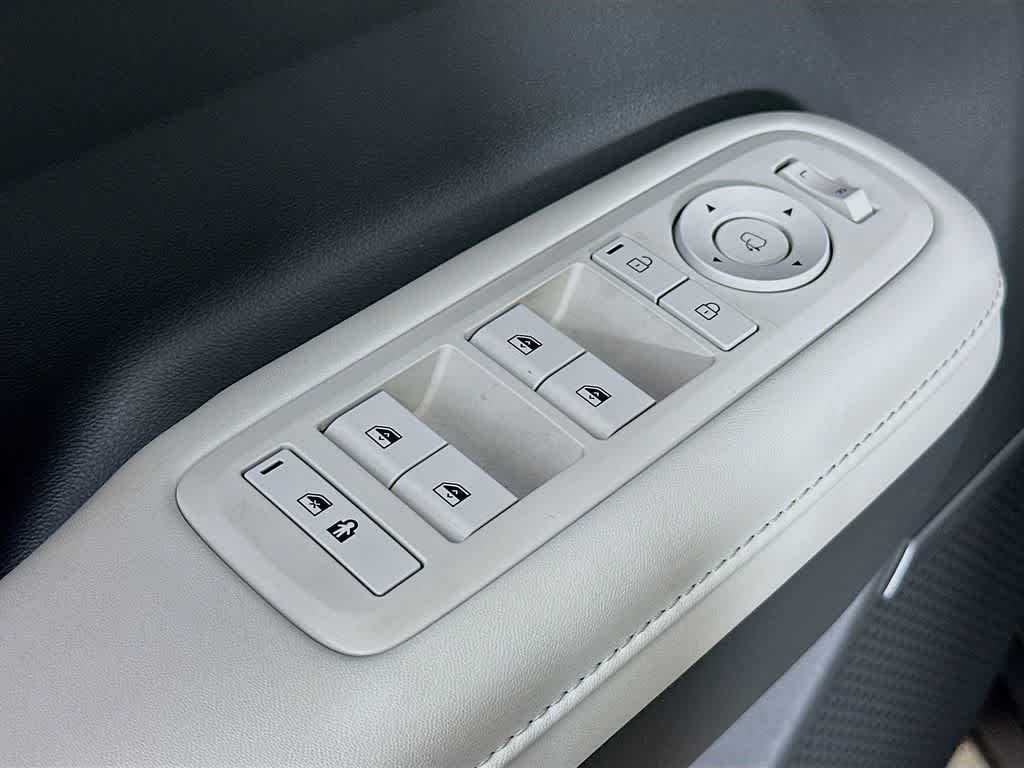 Hyundai Santa Fe Calligraphy 2025