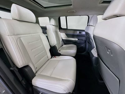 Hyundai Santa Fe Calligraphy 2025