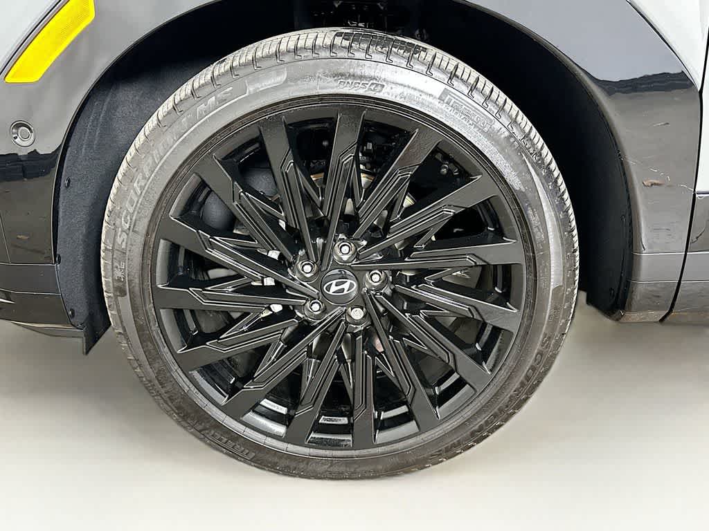 Hyundai Santa Fe Calligraphy 2025