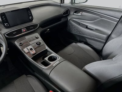 Hyundai Santa Fe SE 2021