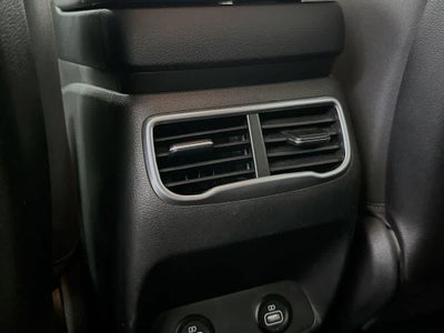 Hyundai Santa Fe SE 2021