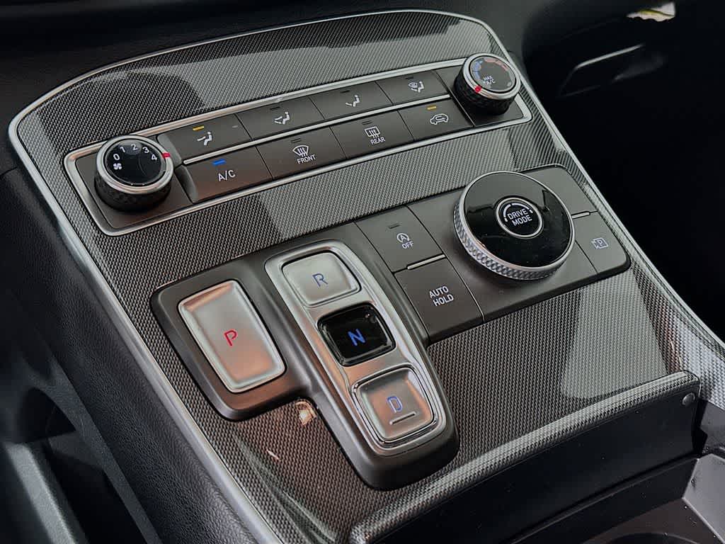 Hyundai Santa Fe SE 2021