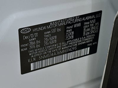 Hyundai Santa Fe SE 2021