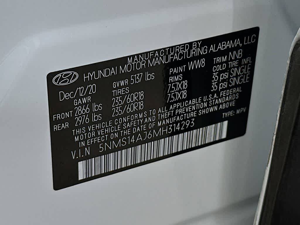Hyundai Santa Fe SE 2021