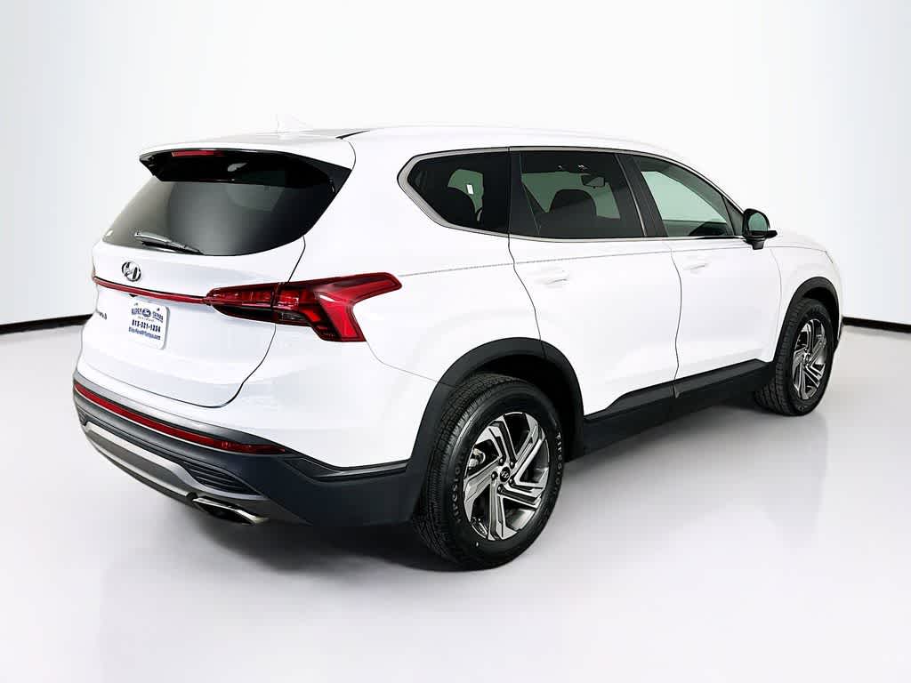 Hyundai Santa Fe SE 2021