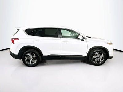 Hyundai Santa Fe SE 2021
