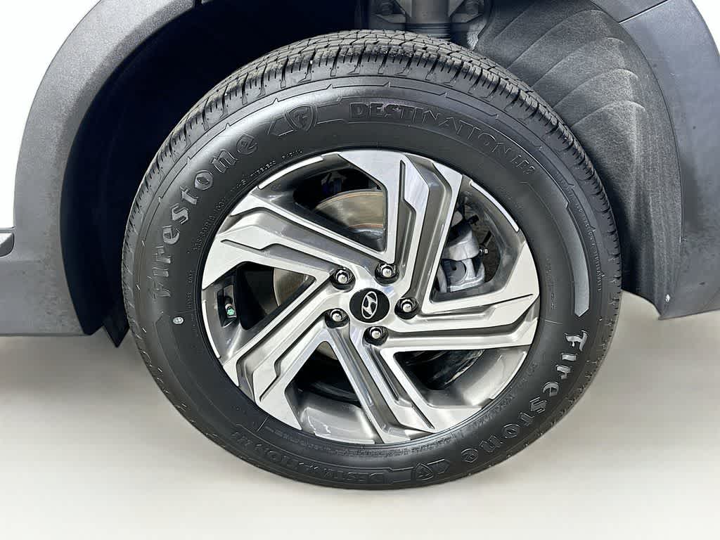 Hyundai Santa Fe SE 2021
