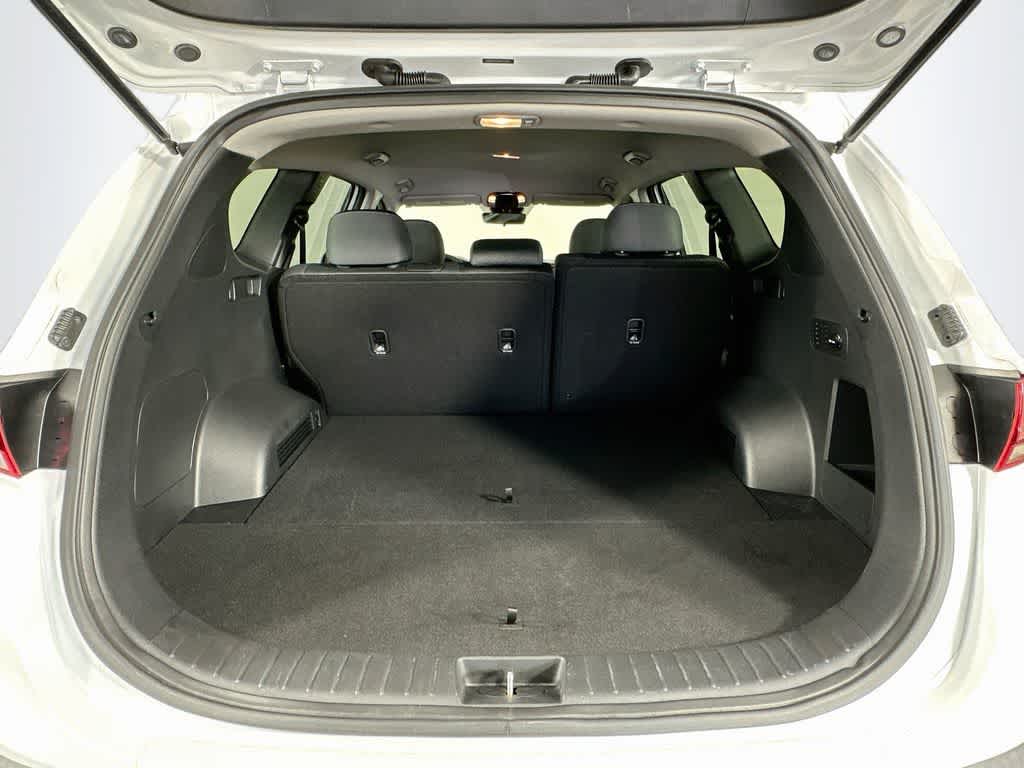 Hyundai Santa Fe SEL 2022