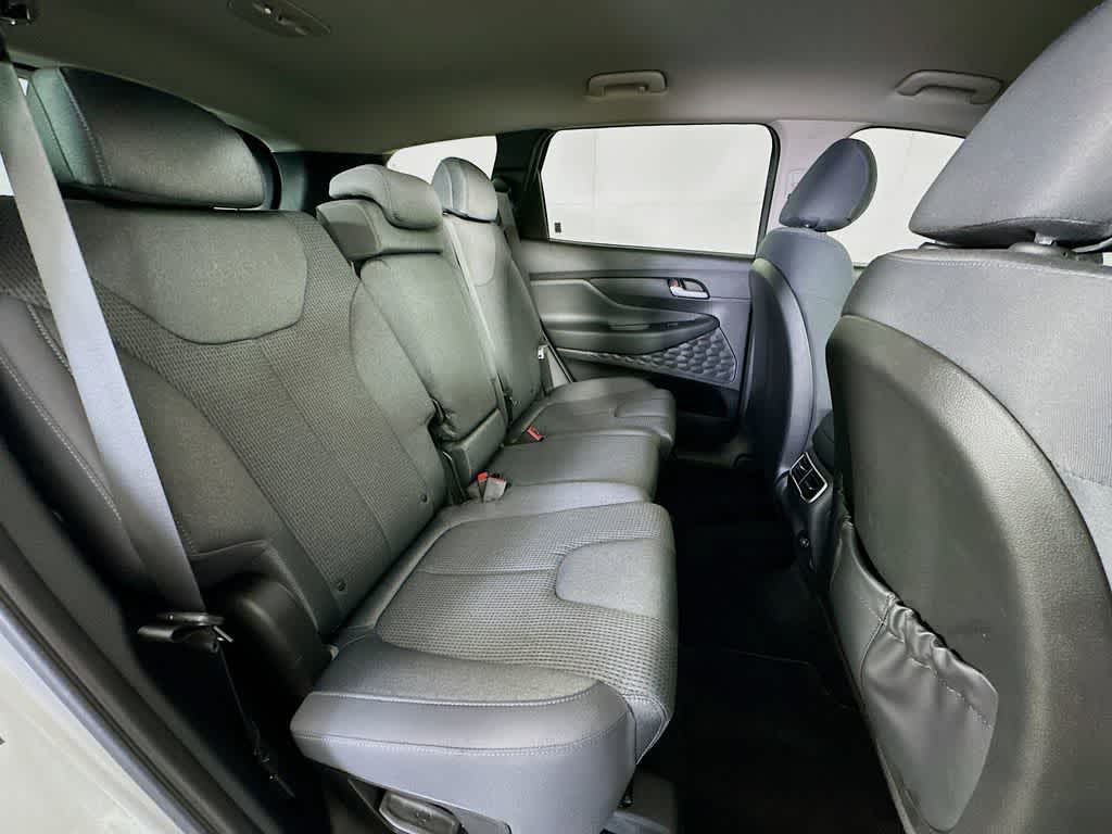 Hyundai Santa Fe SEL 2023