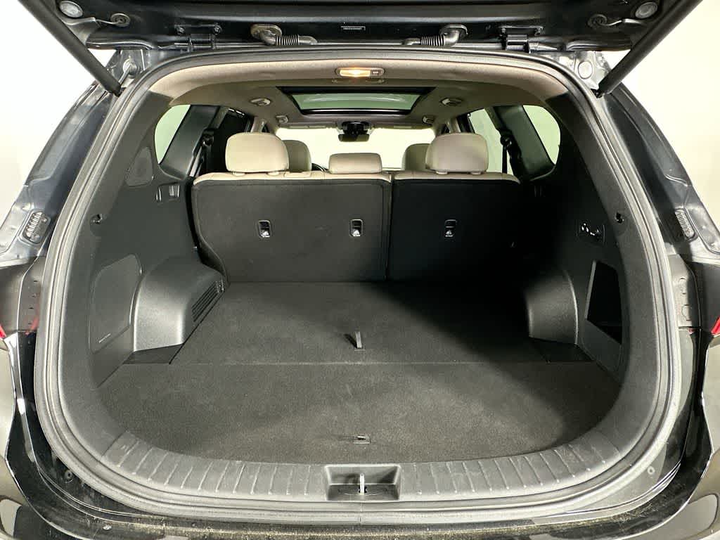 Hyundai Santa Fe Limited 2022