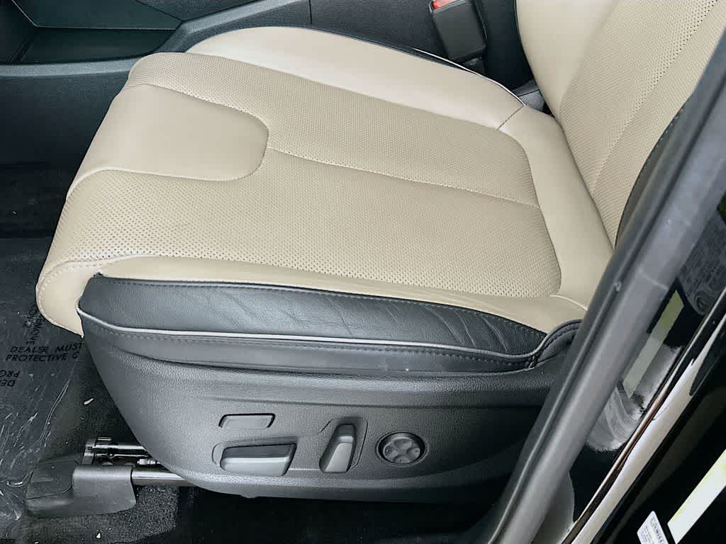 Hyundai Santa Fe Limited 2022