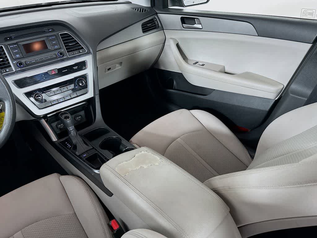 Hyundai Sonata 2.4L SE de 2015