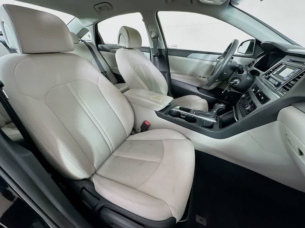 Hyundai Sonata 2.4L SE de 2015
