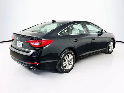 Hyundai Sonata 2.4L SE de 2015