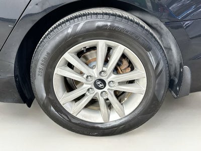 Hyundai Sonata 2.4L SE de 2015