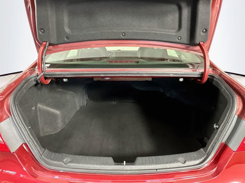 Hyundai Sonata SE 2011