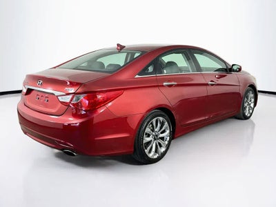 Hyundai Sonata SE 2011