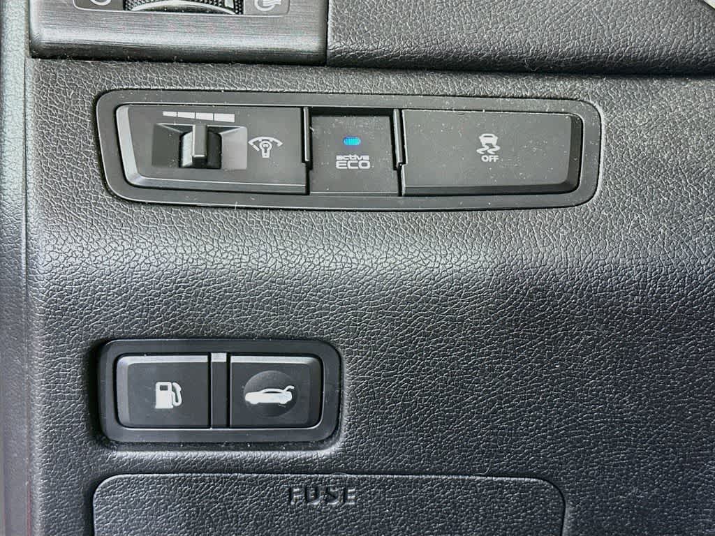 Hyundai Sonata SE 2011