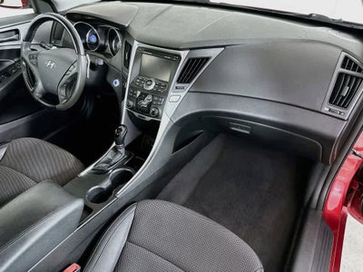 Hyundai Sonata SE 2011