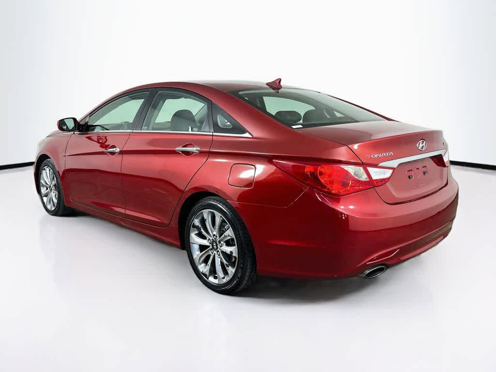 Hyundai Sonata SE 2011