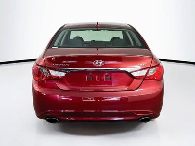 Hyundai Sonata SE 2011