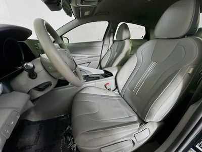 Hyundai Elantra SEL 2022