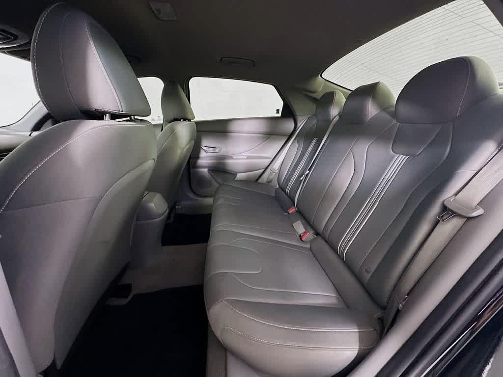 Hyundai Elantra SEL 2022
