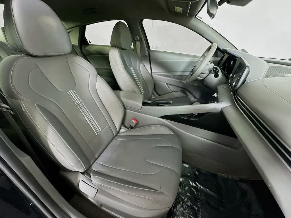 Hyundai Elantra SEL 2022