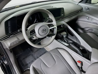 Hyundai Elantra SEL 2022