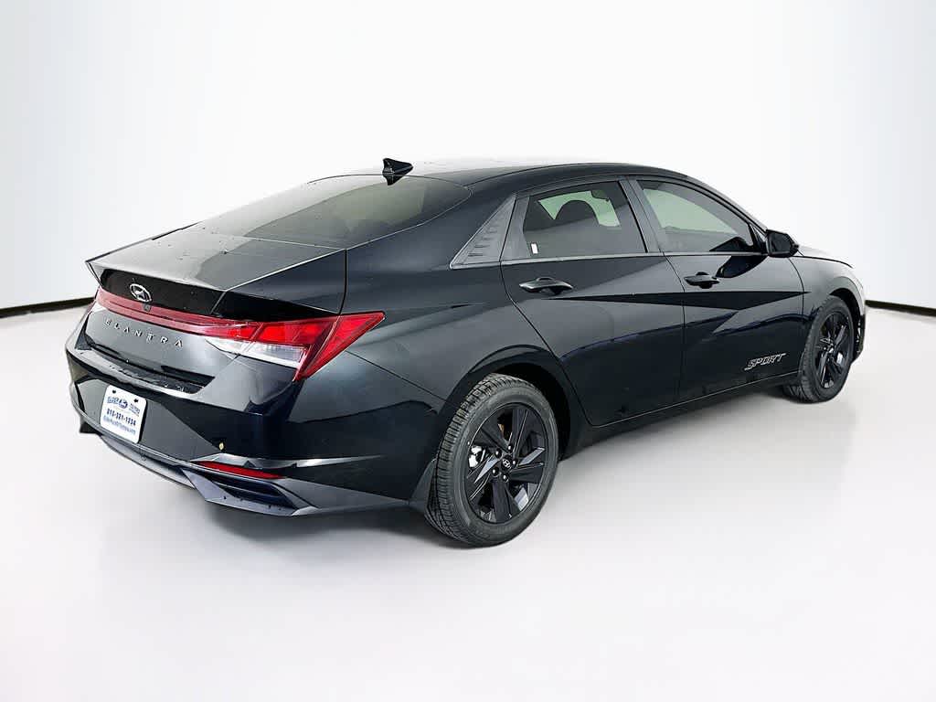 Hyundai Elantra SEL 2022