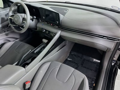Hyundai Elantra SEL 2022