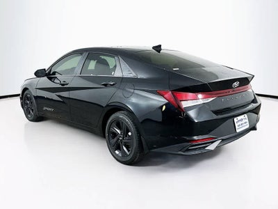 Hyundai Elantra SEL 2022