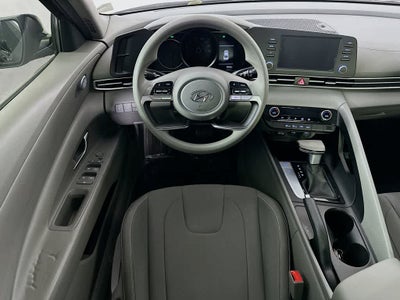 Hyundai Elantra SEL 2022