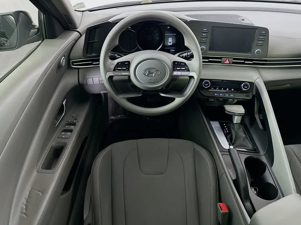 Hyundai Elantra SEL 2022
