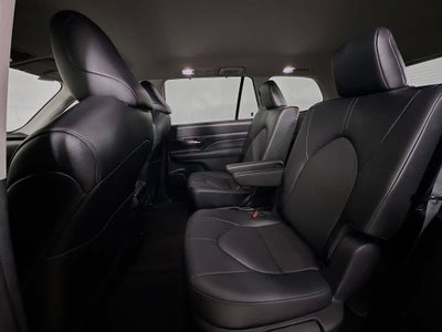 Toyota Grand Highlander XLE 2024