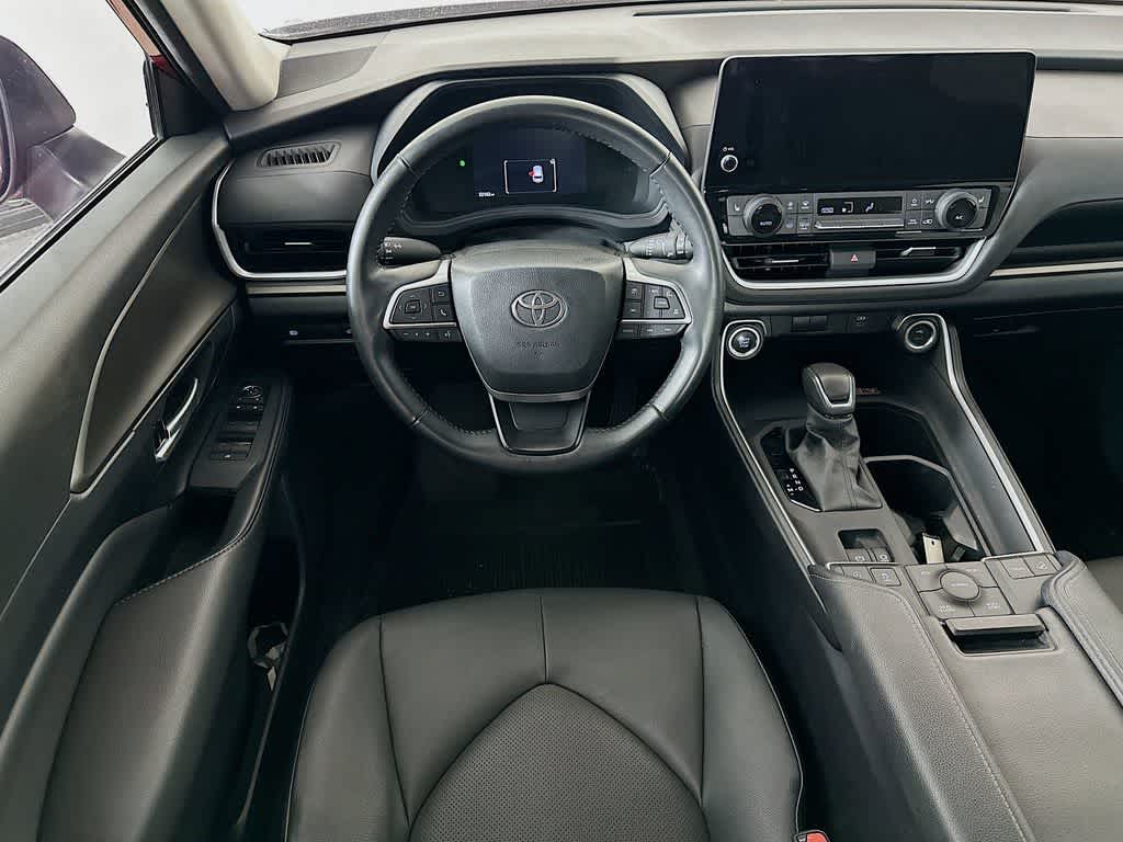 Toyota Grand Highlander XLE 2024