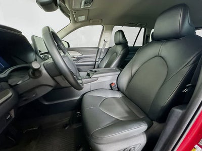 Toyota Grand Highlander XLE 2024