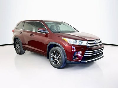 Toyota Highlander LE 2018