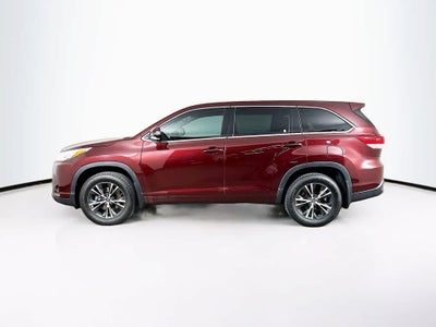 Toyota Highlander LE 2018