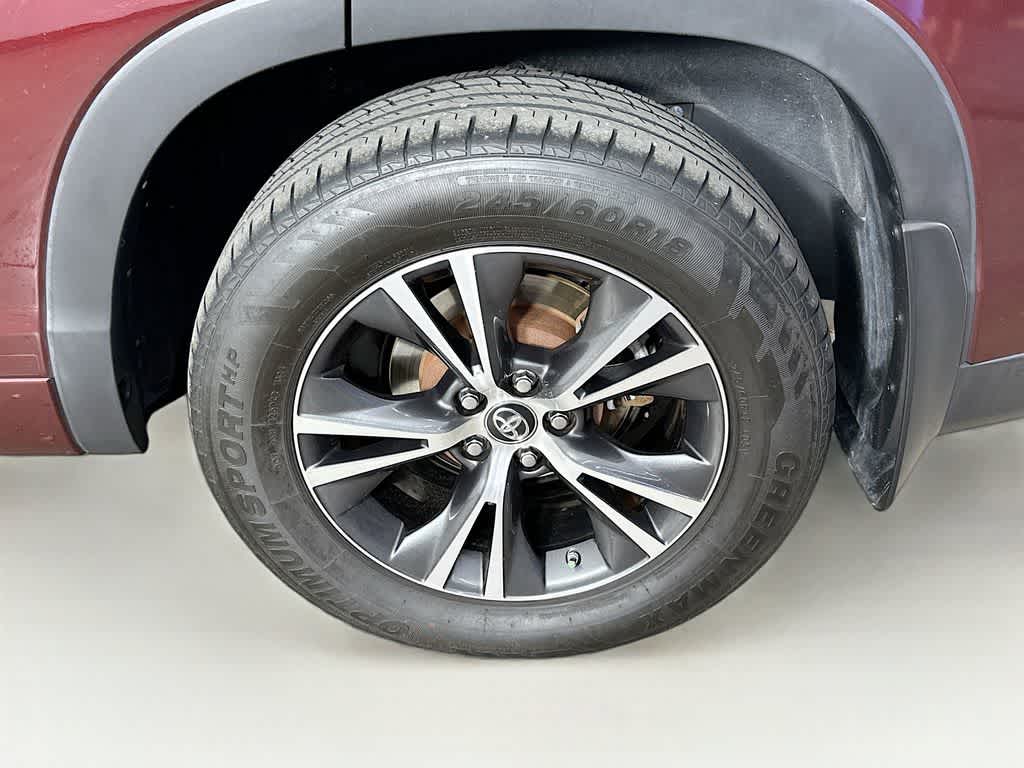 Toyota Highlander LE 2018