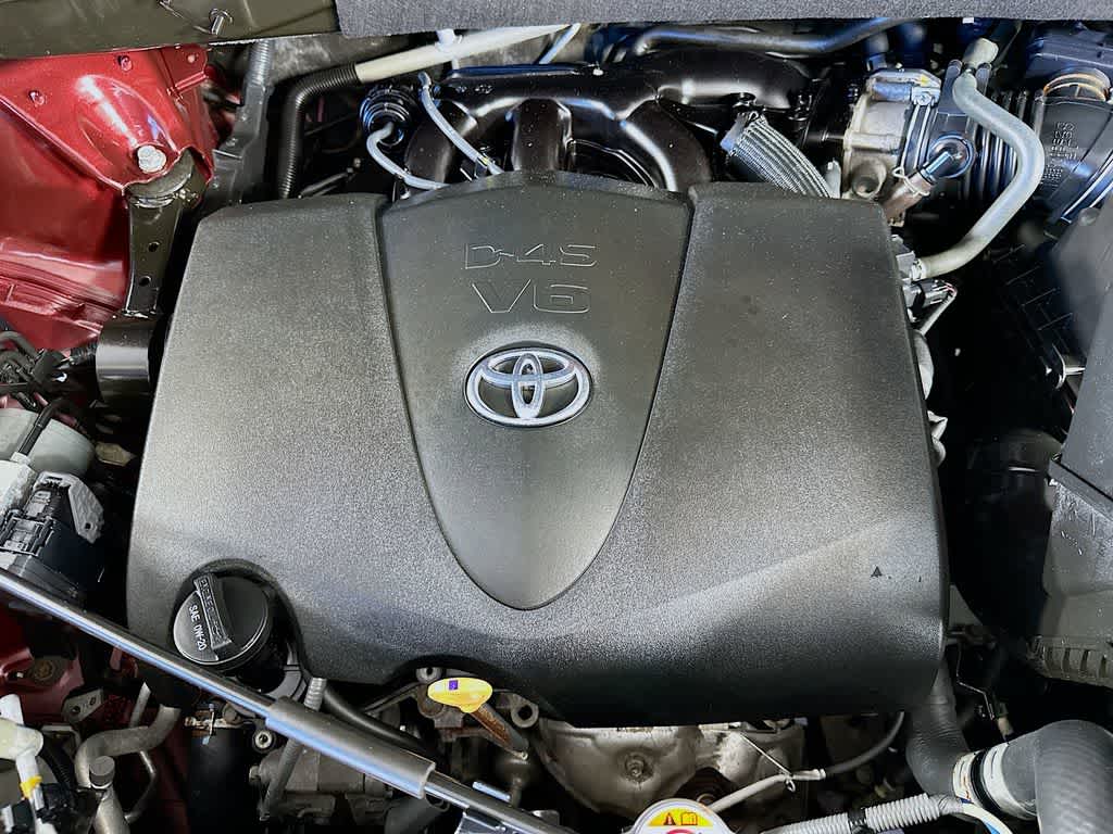 Toyota Highlander LE 2018
